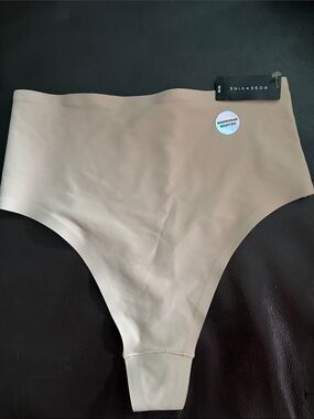 Rose + Vine Seamless Nude High-Cut Shapewear Thong Panty